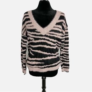 😻Peck & Peck Fuzzy Striped Sweater